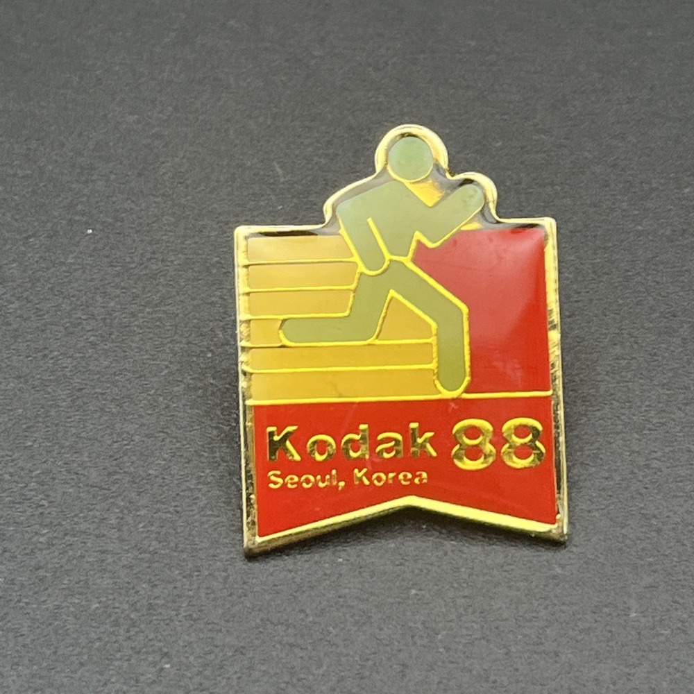 1988 Seoul Summer Olympics Kodak Cameras Lapel Hat Pin